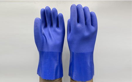 Меры предосторожности при использовании перчаток для защиты труда